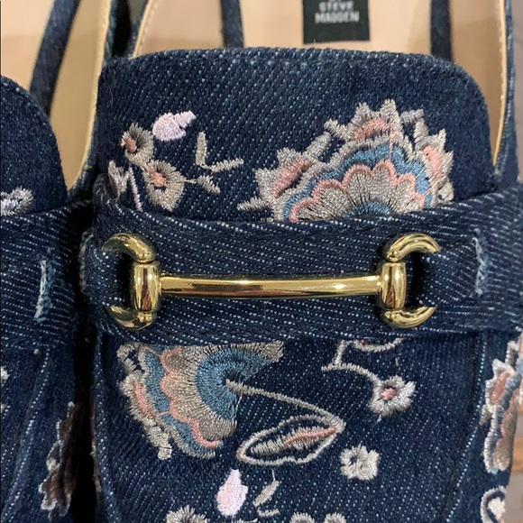 Denim embroidered slides W-10 Steve Madden Auth. - Picture 4 of 8